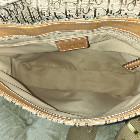 (SOLD)Authentic John Galliano for dior Streest chic crossbody bag - Picture 12 of 15